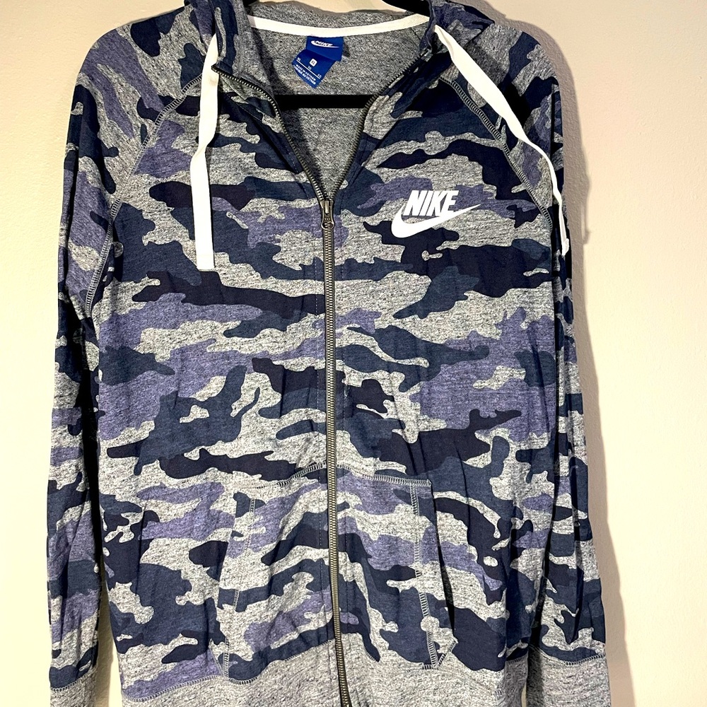 Nike Zip up Sweatshirt